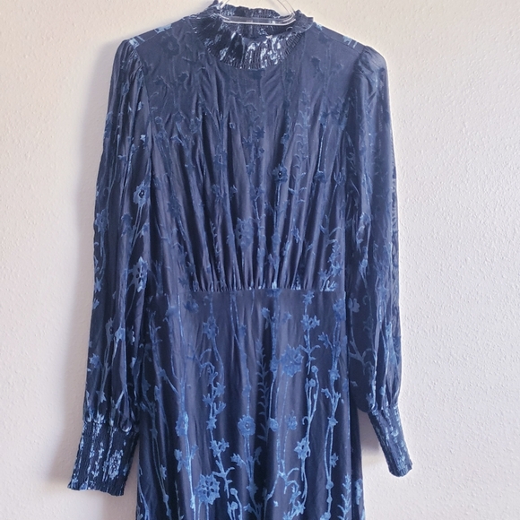 Baltic Born Penelope Midnight Blue Velvet Floral Long Sleeve Dress Maxi - Picture 3 of 10